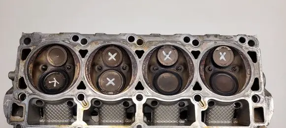 Dodge Challenger Engine head 05037369BE