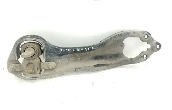 Chrysler Pacifica Rear control arm 68284315AD