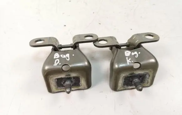 Peugeot 3008 I Tailgate/trunk/boot hinge