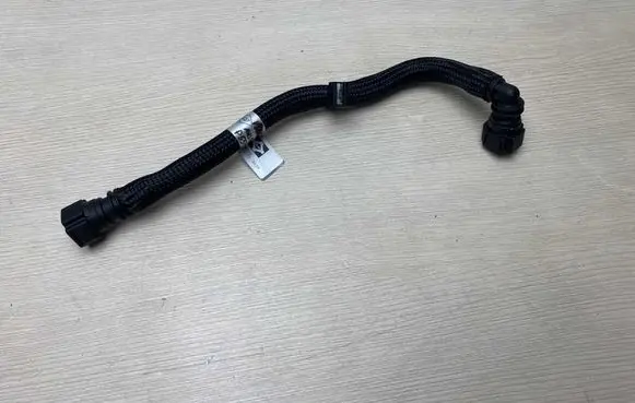 Renault Austral Engine coolant pipe/hose 118723525R