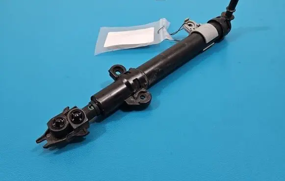 Maserati Quattroporte Headlight washer spray nozzle 89093818 IMPRK1533170