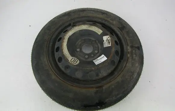 Alfa Romeo 147 R12 spare wheel 