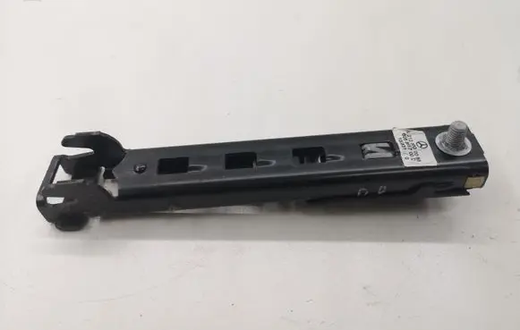 Mercedes-Benz E W212 Seat belt adjustment motor A2128600088 606865700D