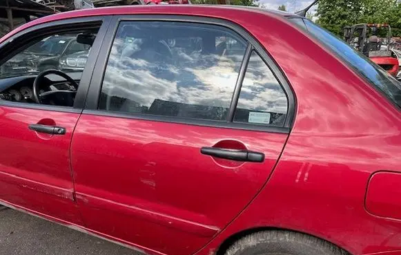 Mitsubishi Lancer Rear door
