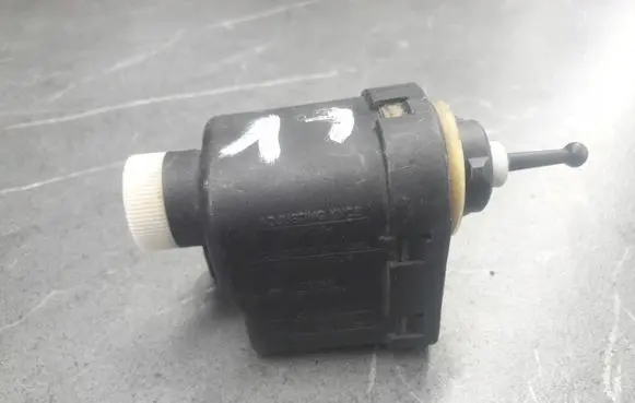 Opel Corsa B Steering rack control module 