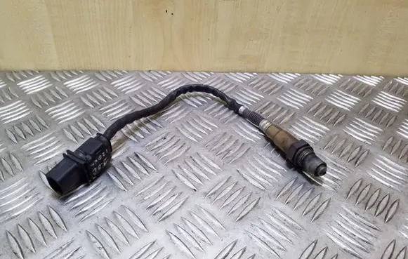 BMW 1 E81 E87 Lambda probe sensor 779160001 0281004018
