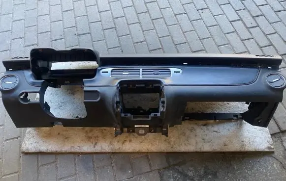Chevrolet Camaro Dashboard C0432740179 92242672 C4532770024