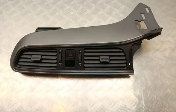 Renault Kadjar Dash center air vent grill 00209442