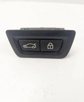 BMW 5 F10 F11 Tailgate/boot open switch button 9162645 549583011 740502011