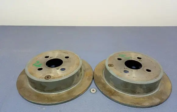 Toyota Corolla E120 E130 Rear brake disc