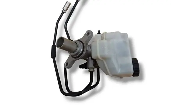 Land Rover Discovery Sport Master brake cylinder 03350885621 A426K 03350885631