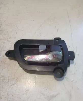 Mitsubishi Outlander Front door interior handle 