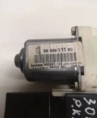 Peugeot 307 Front door window regulator with motor 9649911180 980697100