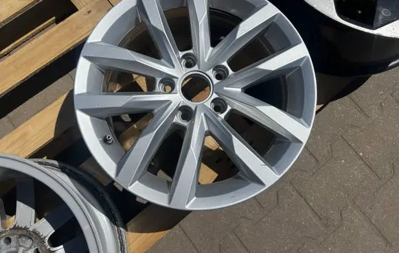 Volkswagen PASSAT B8 R16 alloy rim 3G0601025BM