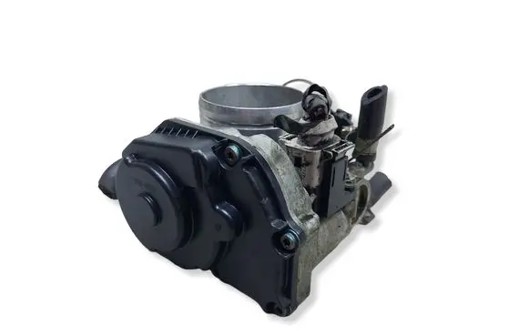 Volkswagen Golf IV Throttle valve 06A133064JKASACJA 06A133064J