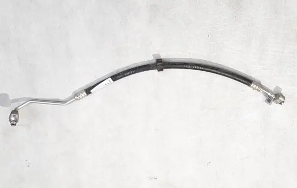 Air conditioning (A/C) pipe/hose