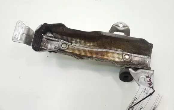 Mercedes-Benz E C207 W207 Air filter cleaner box bracket assembly A6420902941