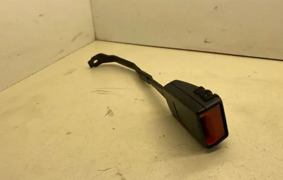 Audi A3 S3 8P Front seatbelt buckle 8P0857755 14042003