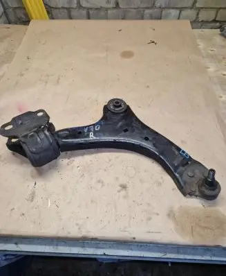 Volvo V70 Front control arm