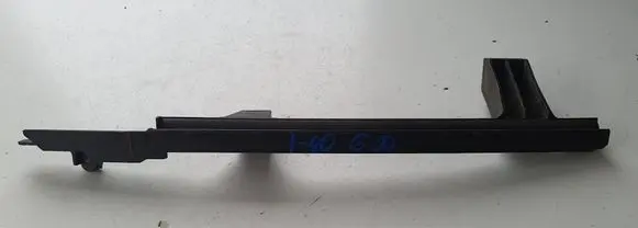 Hyundai i40 Rear door windshield rail 