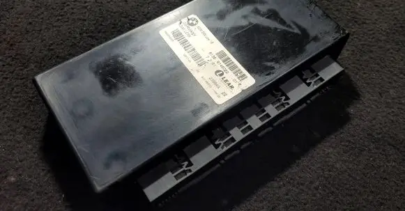 BMW 5 E60 E61 Comfort/convenience module 0377104 239943 9145022