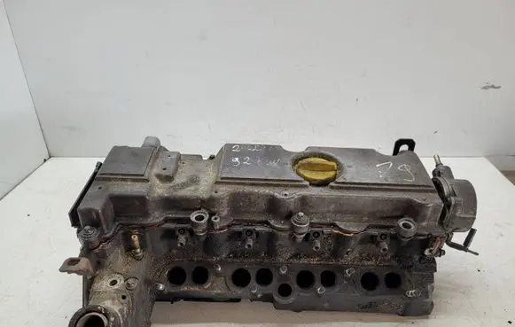 Opel Vectra B Engine head 