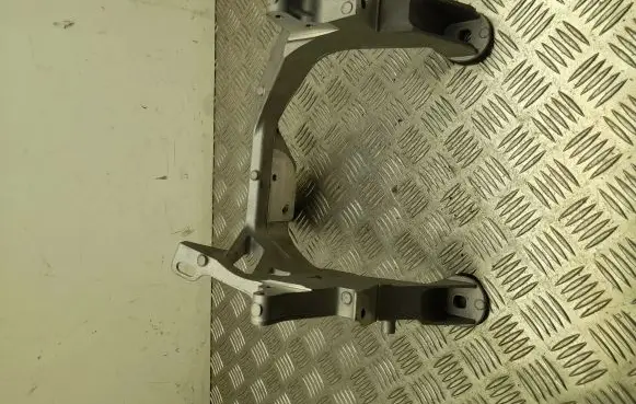 BMW 5 GT F07 Engine mounting bracket 668719