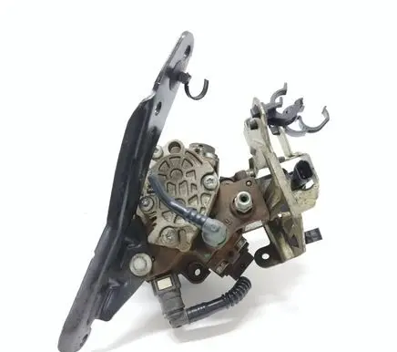 Ford Focus C-MAX Fuel injection high pressure pump 9656300380A 0445010102 04001007399
