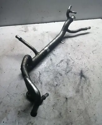 Volvo XC70 Engine coolant pipe/hose