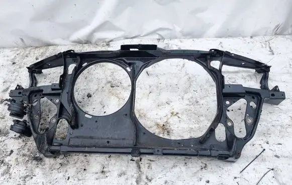 Volkswagen PASSAT B5 Radiator support slam panel 3B0805594