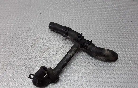 Audi A6 S6 C4 4A Engine coolant pipe/hose