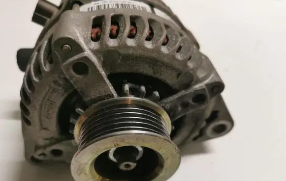 Ford Mustang V Generator/alternator BR3T10300JC