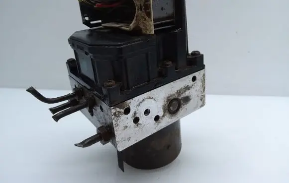 Ford Mondeo Mk III ABS Pump 0265222015
