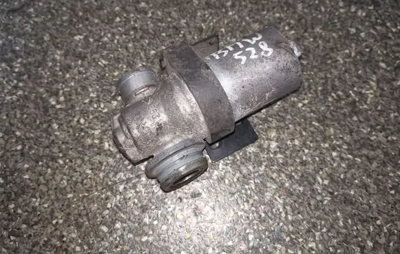 BMW 5 E39 Idle control valve (regulator) 0280140545 1744713