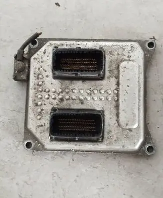 Opel Astra J Engine control unit/module 55571558