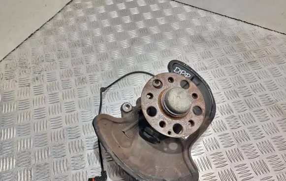 Mercedes-Benz E C207 W207 Front wheel hub spindle knuckle 20402