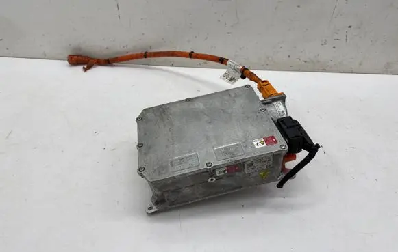 Volkswagen Multivan T7 Voltage converter inverter 7T0971449 5QE915685G