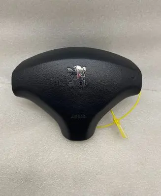Peugeot 3008 I Trunk lid opening control unit 