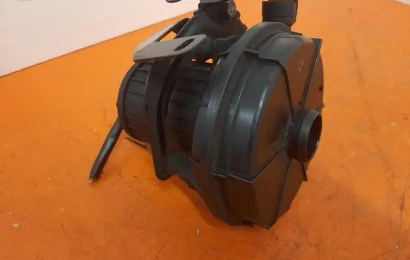 BMW 3 E46 Secondary air pump 7506209