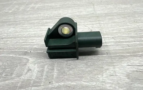 Mercedes-Benz E C207 W207 Airbag deployment crash/impact sensor A1729056000 0009906