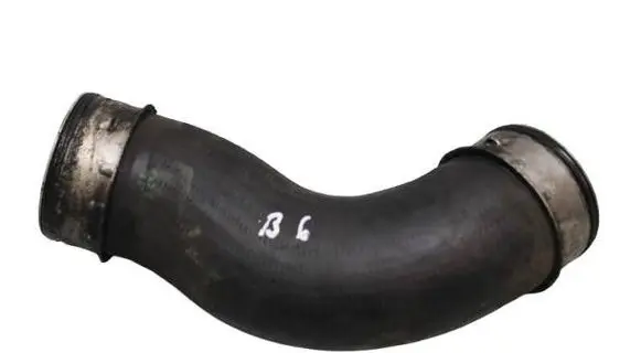 Intercooler hose/pipe