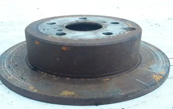 Toyota Avensis T250 Rear brake disc
