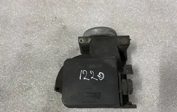 Mercedes-Benz S W140 Mass air flow meter 0281002077