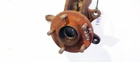 Ford Mondeo Mk III Front wheel hub