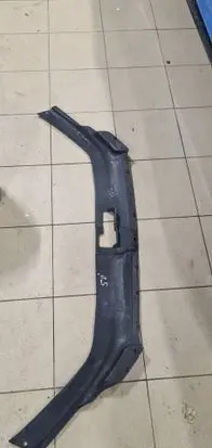 Radiator trim
