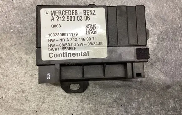 Mercedes-Benz E W212 Fuel injection pump control unit/module A2129000306 5WK11555EBF A2124460071