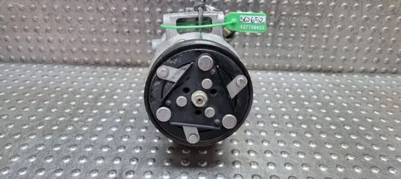 Volkswagen Golf VIII Air conditioning (A/C) compressor (pump) S27708652 3Q0816803E