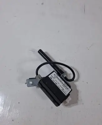 Hyundai ix35 Antenna control unit 954702S200