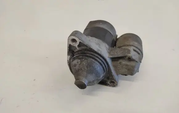 Nissan Note (E11) Starter motor