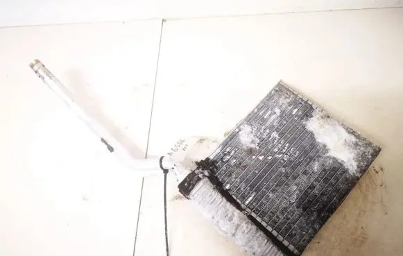 Ford C-MAX I Heater blower radiator vp3m5h18476ea
